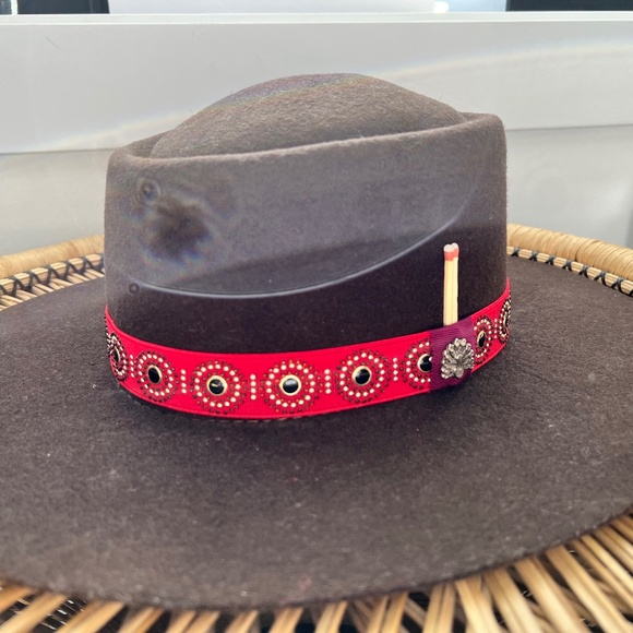 Handmade Wool/Felt Cowboy/Sombrero Hat- Brown/Red Studded Ribbon - Size 57/7 1/8 - Picture 4 of 14